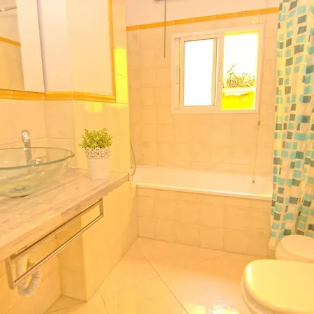 Quarto em Acomodações Particulares Cost Mercado