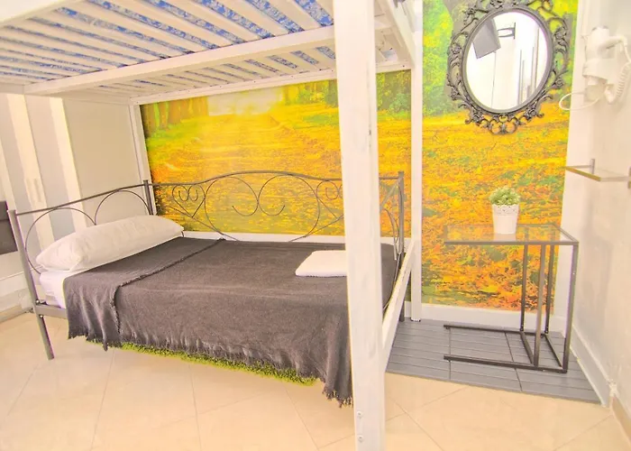 Quarto em Acomodações Particulares Cost Mercado